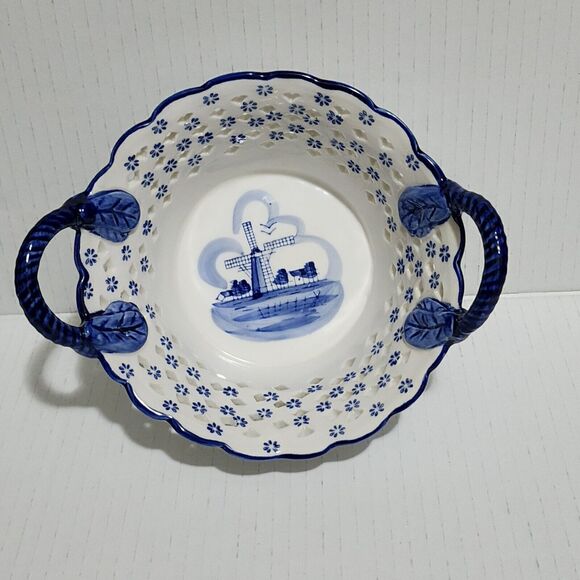 Blue White Pottery Reticulated Handpainted Candy Dish Windmill Delft Style China - Picture 2 of 8